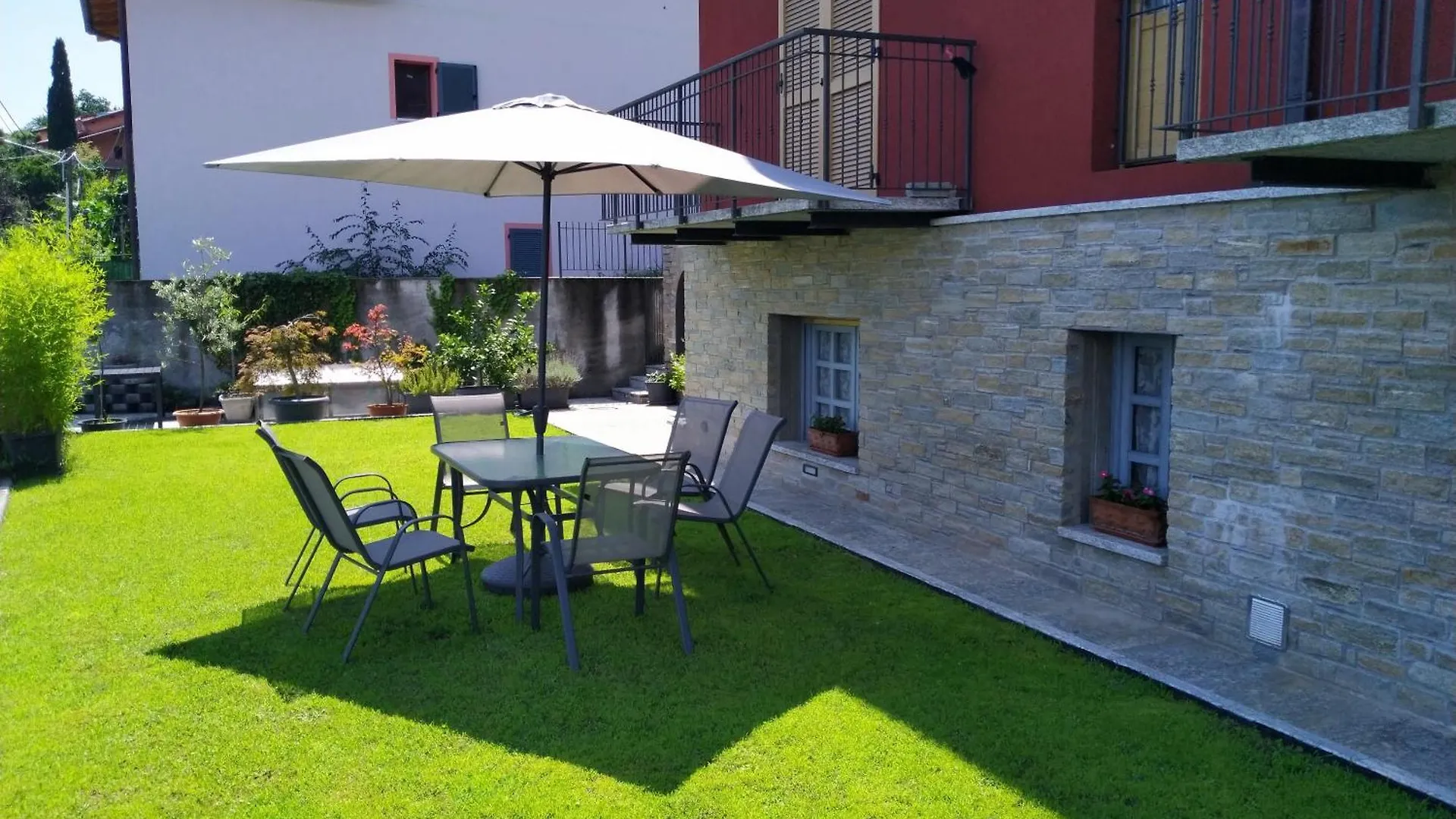 Venanzio! Apartment Pianello Del Lario Italy